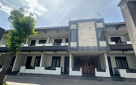 Hotel Warta Sari